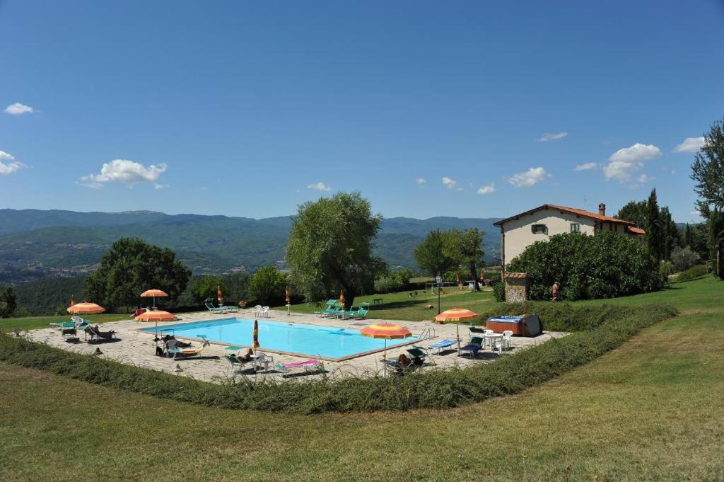Fattoria Di Belvedere Poppi Buitenkant foto
