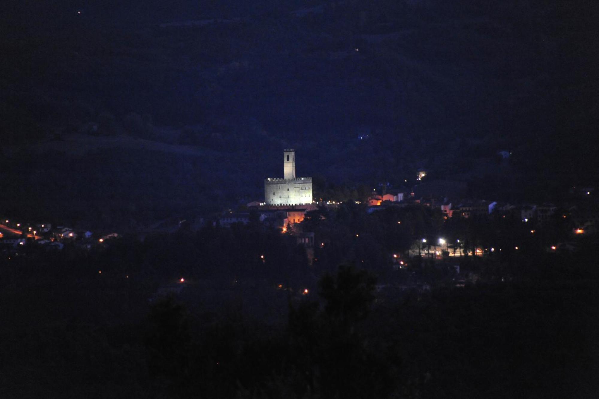 Fattoria Di Belvedere Poppi Buitenkant foto
