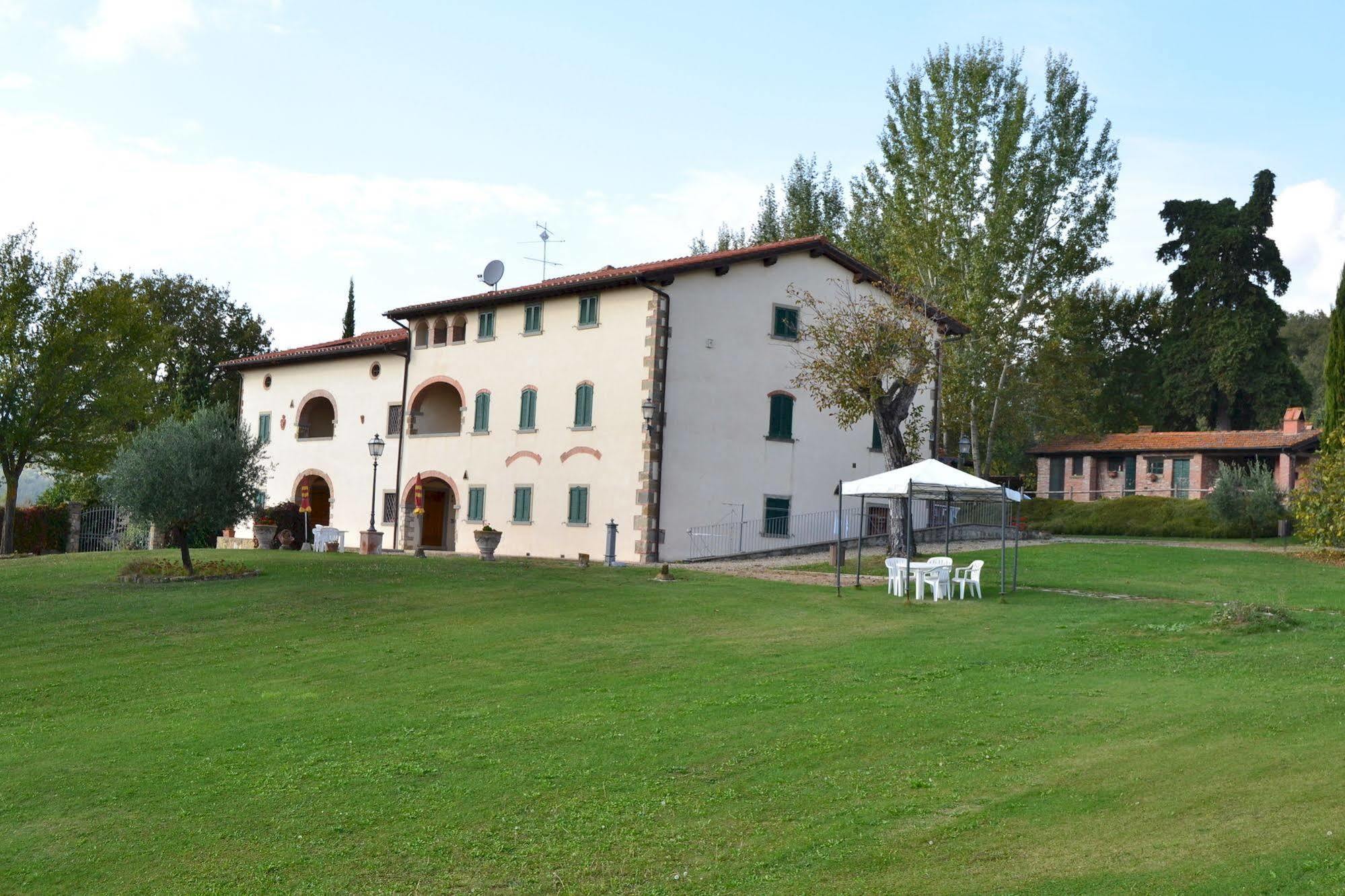 Fattoria Di Belvedere Poppi Buitenkant foto